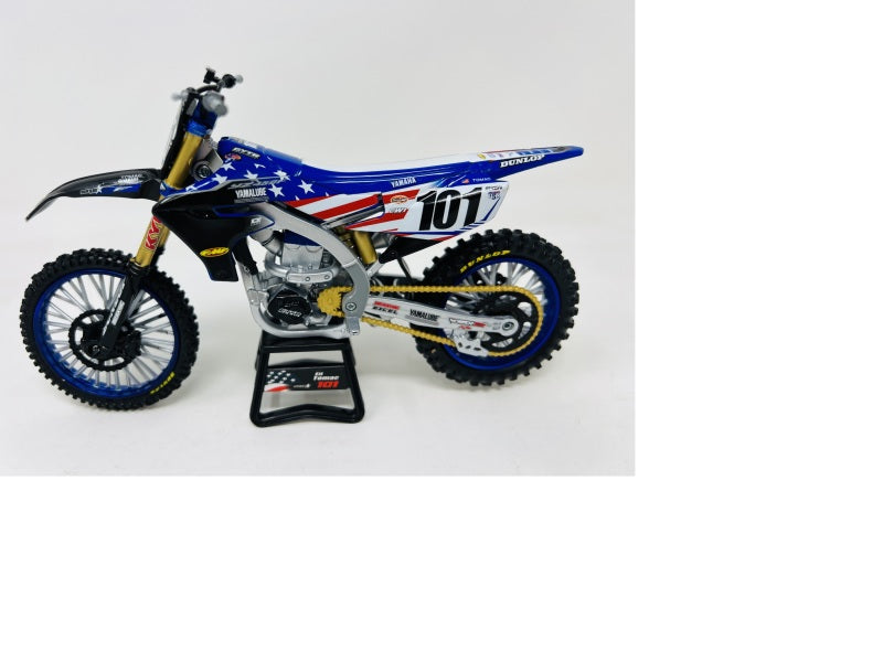 New Ray Toys Yamaha YZ450F Motocross of Nations (Eli Tomac
