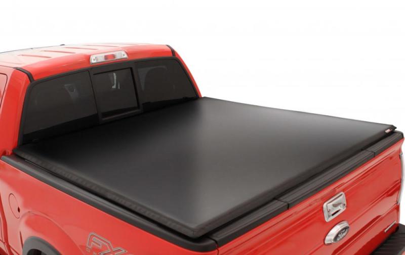 Lund 16-23 Nissan Titan (5.5ft. Bed w/o Titan Box) Genesis Tri-Fold Tonneau Cover - Black