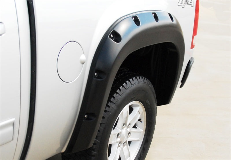 Lund 07-13 GMC Sierra 1500 RX-Rivet Style Smooth Elite Series Fender Flares - Black (4 Pc.)