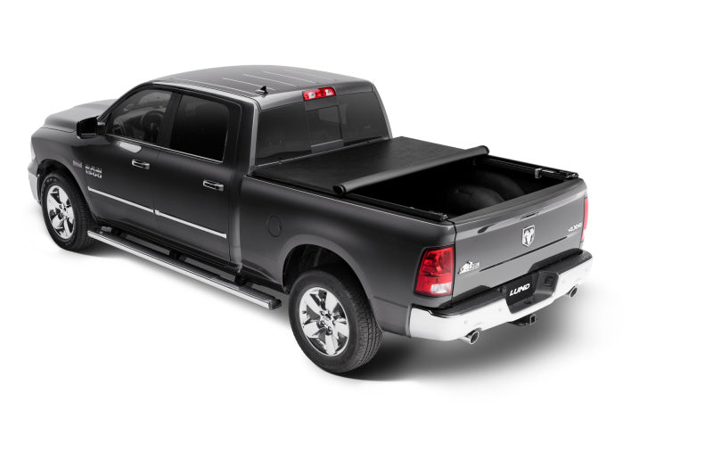 Lund 96-04 Dodge Dakota (6.5ft. Bed) Genesis Roll Up Tonneau Cover - Black