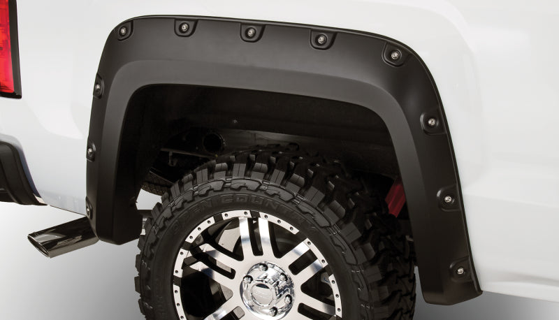 Bushwacker 07-13 GMC Sierra 1500 Fleetside Boss Pocket Style Flares 4pc 78.7/97.6in Bed - Black