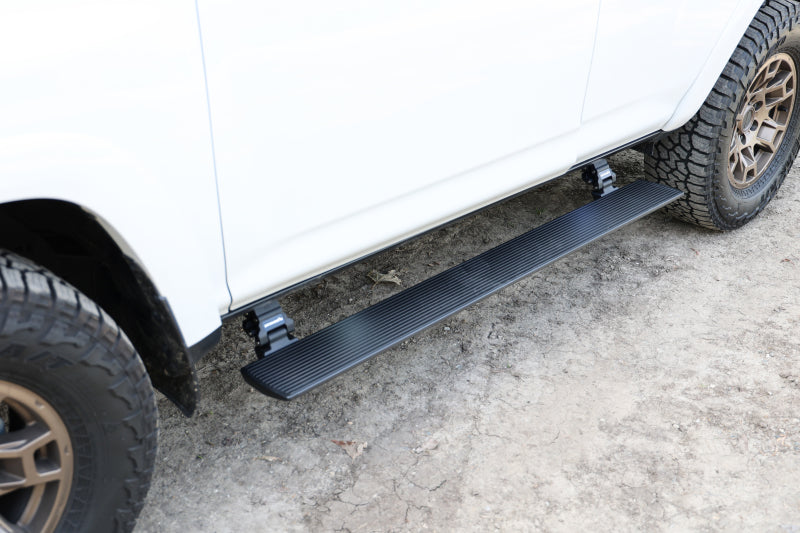 Go Rhino 14-24 Toyota 4Runner E1 Elec. Running Board Kit (Excl Limited, Nightshade Edit.+ TRD Sport)